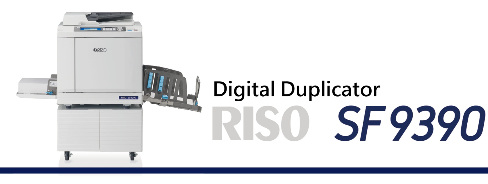RISO SJ9390 — это современный цифровой дупликатор, также известный как ризограф, который эффективно сочетает принципы офсетной и цифровой печати. Такое устройство предназначено для сверхэкономичного и быстрого тиражирования документов, особенно при больших объемах. В отличие от традиционных струйных или лазерных принтеров, SJ9390 работает по трафаретной технологии, формируя мастер-пленку, через которую наносится краска, что позволяет достигать невероятной скорости печати — до 190 страниц в минуту — при минимальной себестоимости одного экземпляра. Это делает его незаменимым инструментом для организаций, которым необходима регулярная массовая печать: учебных заведений, государственных структур, типографий и офисов с большим документооборотом. Устройство отличается не только скоростью, но и экономичностью в обслуживании, надежностью в эксплуатации и простотой управления. RISO SJ9390 представляет собой передовое устройство в сфере цифровой печати, которое задает новые ориентиры по скорости и эффективности работы. Этот дупликатор объединяет высокую производительность, точность и надежность в компактном и энергоэффективном корпусе. Он способен печатать со скоростью до 190 страниц в минуту, что позволяет быстро обрабатывать крупные тиражи без снижения качества. Современная технология печати с разрешением 600 × 600 dpi обеспечивает четкость и детальность как текста, так и графики. Устройство поддерживает широкий диапазон форматов бумаги и работает с различной плотностью носителей, а интеллектуальные автоматические настройки упрощают управление даже для пользователей без опыта. Надежный механизм подачи и вывода бумаги, удобный интерфейс и легкий доступ к внутренним частям делают обслуживание максимально комфортным. Низкое энергопотребление соответствует современным стандартам экологичности. Эта модель станет отличным выбором для организаций, которым важны высокая производительность, качество и технологичность в массовой печати.